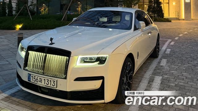 Rolls-Royce Ghost 2022 — Фото 10/10