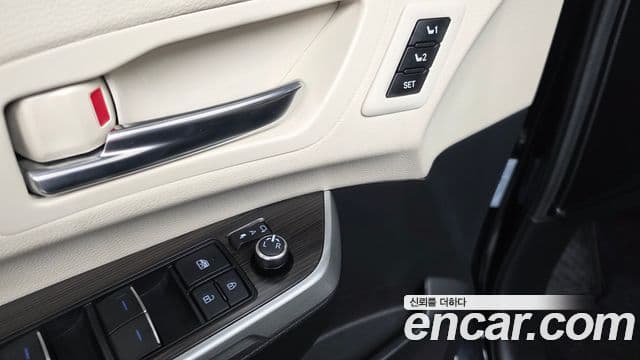 Toyota Sienna 2021 — Photo 27/31