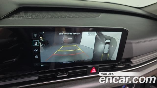 Kia Carnival 2025 — Фото 14/20