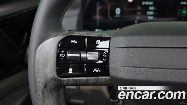 Kia Carnival 2025 — Şəkil 3/32