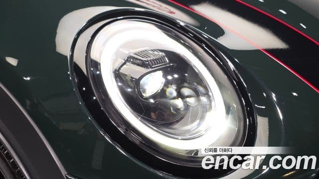 Mini Cooper S Convertible 2024 — Photo 30/30
