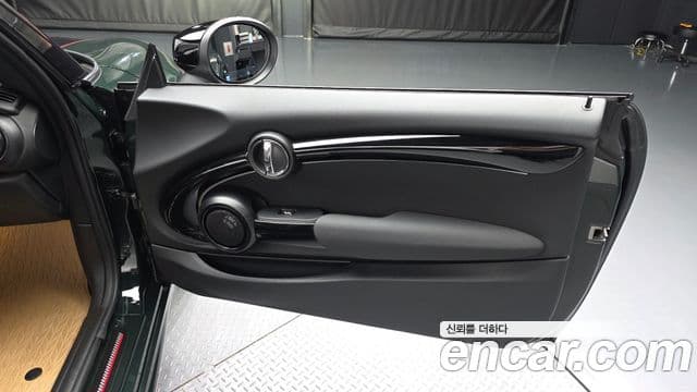 Mini Cooper S Convertible 2024 — Photo 20/30