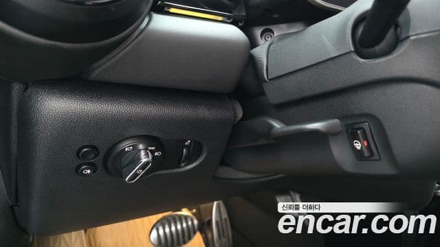Mini Cooper S Convertible 2024 — Photo 15/30