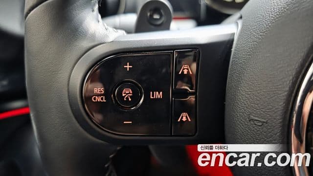 Mini Cooper S Convertible 2024 — Photo 18/30