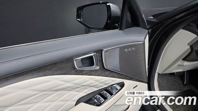 Kia K8 2021 — Şəkil 12/40