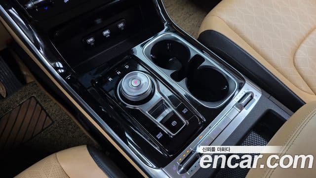 Kia Carnival 2022 — Фото 9/20