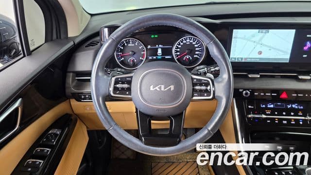 Kia Carnival 2022 — Фото 13/20