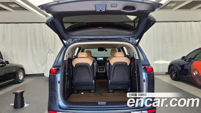 Kia Carnival 2022 — Фото 20/20