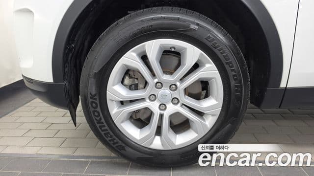 Land Rover Discovery Sport 2020 — Фото 5/20