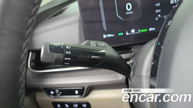 Kia Carnival 2024 — Фото 16/20