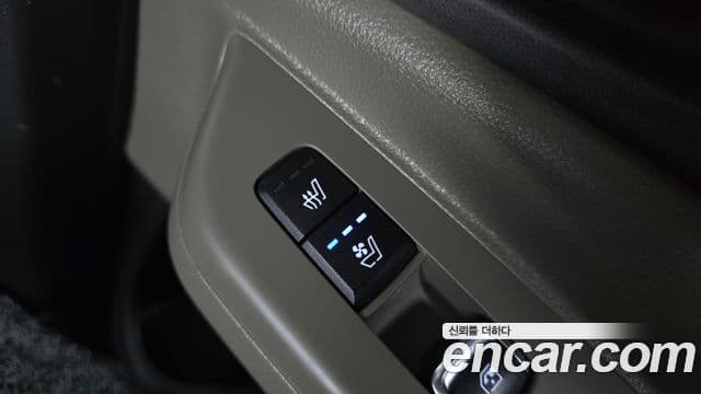 Kia Carnival 2024 — Photo 12/33