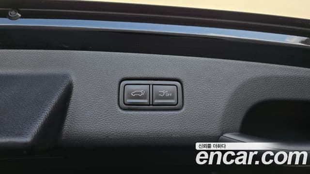 Kia Carnival 2024 — Photo 26/33