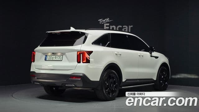 Kia Sorento 2024 — Фото 2/20