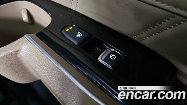 Kia Sorento 2024 — Фото 18/20