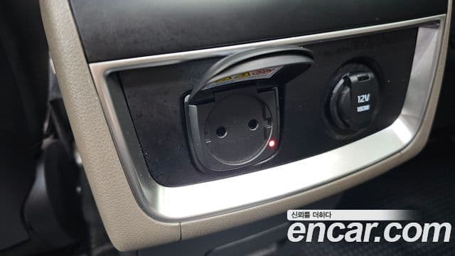 Kia Carnival 2024 — Фото 12/20
