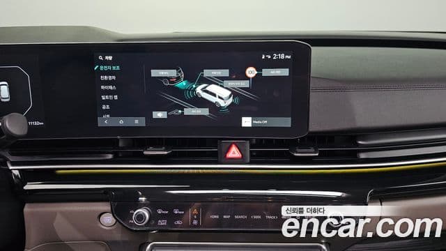 Kia Carnival 2024 — Фото 13/20