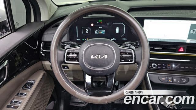Kia Carnival 2024 — Фото 14/20