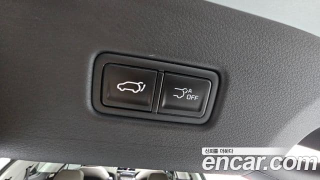 Kia Carnival 2024 — Фото 19/20