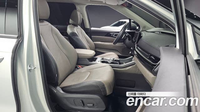 Kia Carnival 2024 — Şəkil 4/31