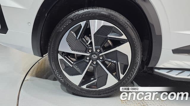 Renault Samsung Grand Koleos 2025 — Photo 14/34