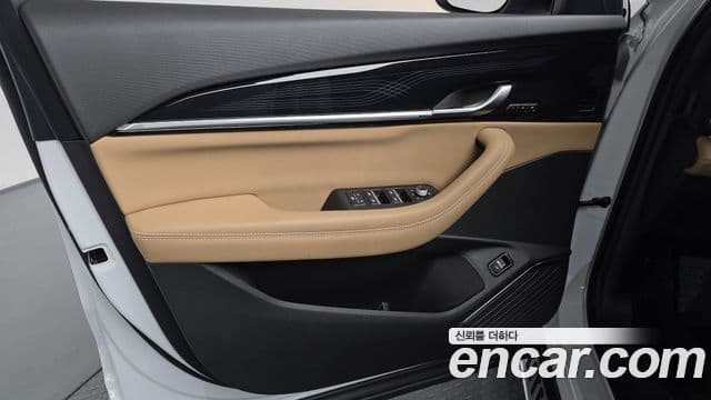 Renault Samsung Grand Koleos 2025 — Photo 25/34