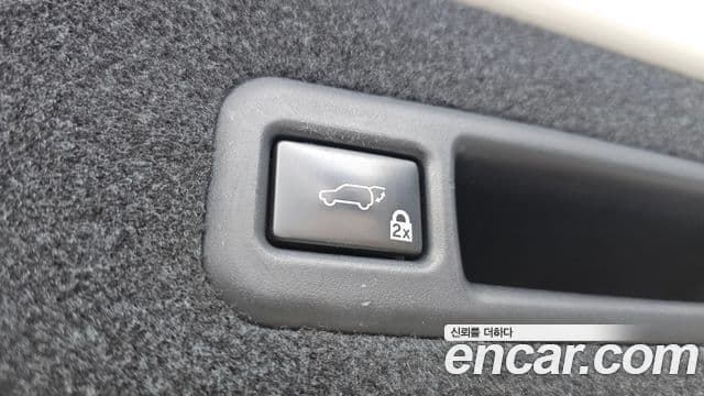 Lexus RX450h 2019 — Photo 2/32