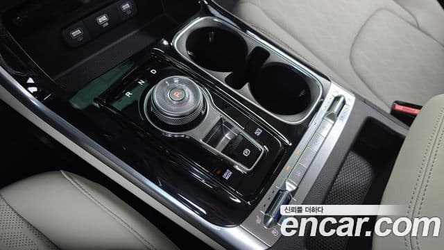 Kia Carnival 2023 — Фото 9/20