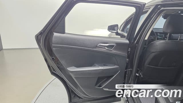 Kia Sportage 2025 — Şəkil 17/38