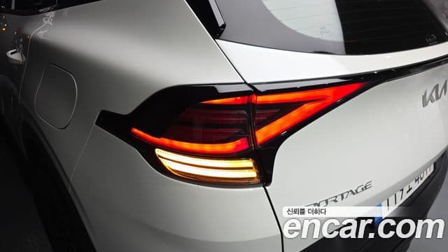 Kia Sportage 2024 — Photo 1/40