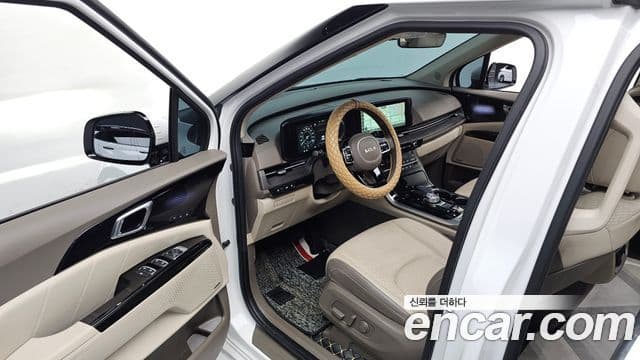 Kia Carnival 2023 — Фото 10/20
