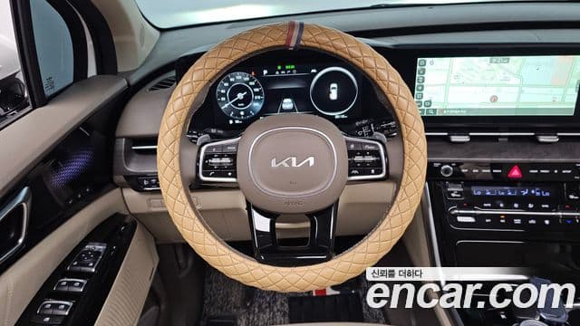 Kia Carnival 2023 — Фото 13/20