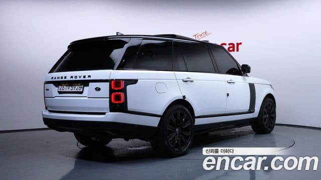Land Rover Range Rover 2020 — Photo 10/40
