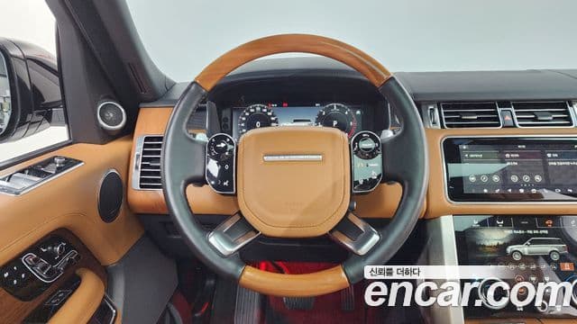 Land Rover Range Rover 2020 — Photo 1/40