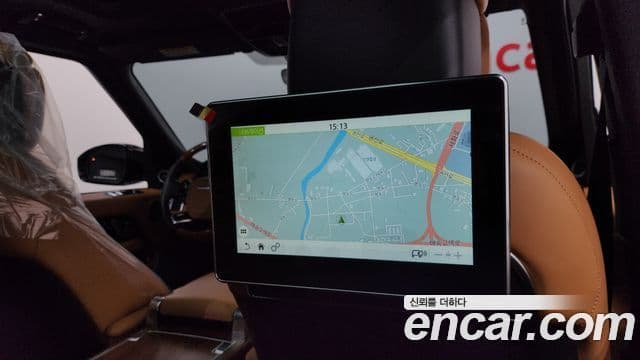 Land Rover Range Rover 2020 — Photo 17/40