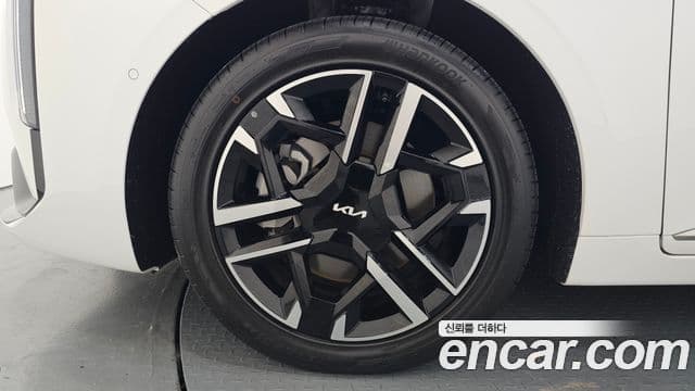 Kia K8 2025 — Şəkil 22/35