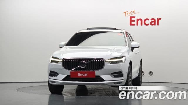 Volvo XC60 2019 — Фото 3/20