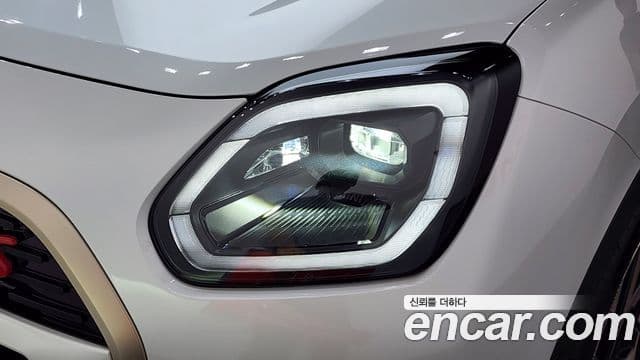 Mini Cooper S Countryman 2024 — Photo 21/33