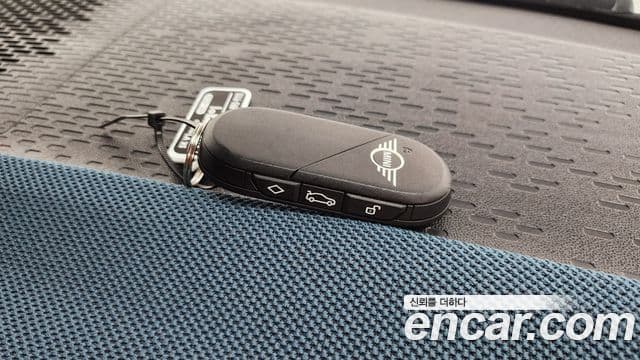 Mini Cooper S Countryman 2024 — Photo 18/33