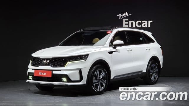 Kia Sorento 2021 — Фото 1/20