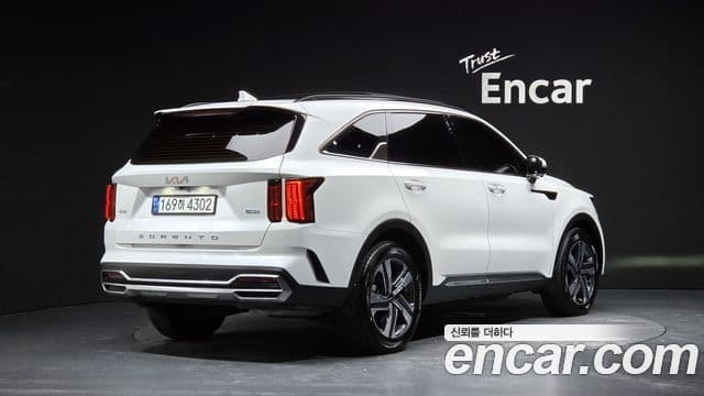Kia Sorento 2021 — Фото 2/20