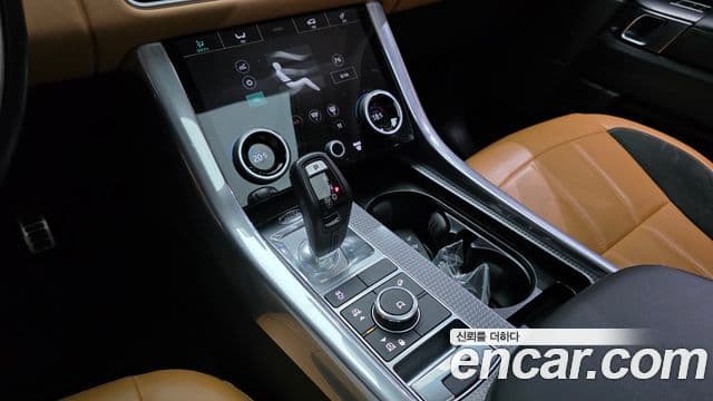 Land Rover Range Rover Sport 2021 — Фото 7/20