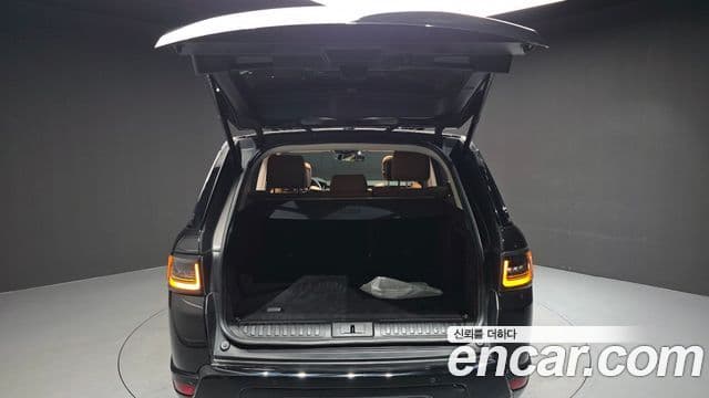 Land Rover Range Rover Sport 2021 — Фото 16/20