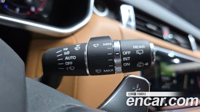 Land Rover Range Rover Sport 2021 — ფოტო 24/34