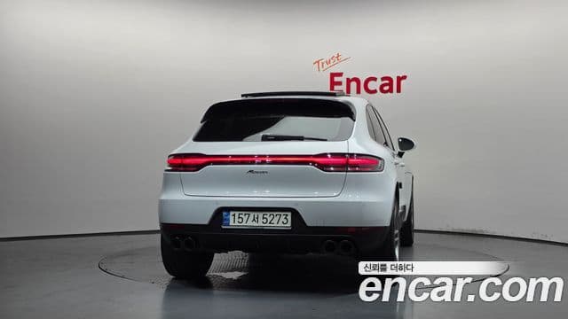 Porsche Macan 2021 — Фото 4/20