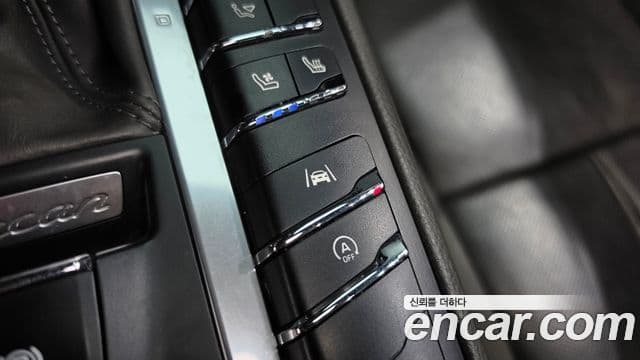 Porsche Macan 2021 — Фото 16/20