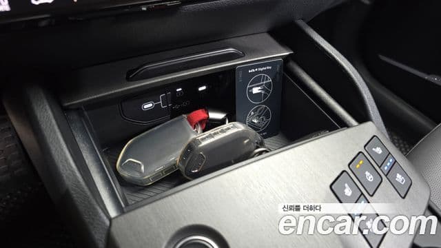 Kia Sportage 2025 — Photo 8/37