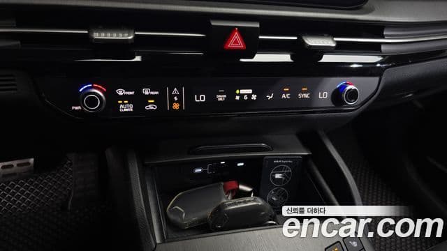 Kia Sportage 2025 — Photo 2/37