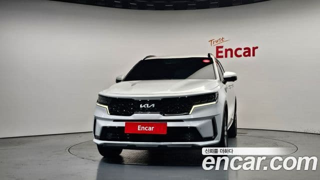 Kia Sorento 2023 — Фото 3/20