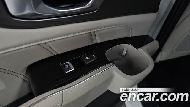 Kia Sorento 2023 — Фото 19/20