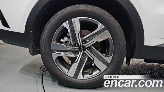 Kia Sorento 2023 — Şəkil 9/38